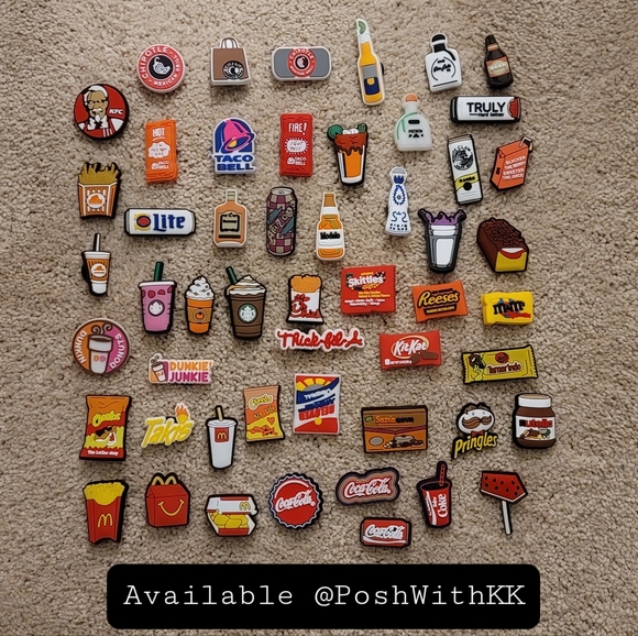 Mix & Match 4 for $10 x Tamarindo Croc Charm - Picture 2 of 3